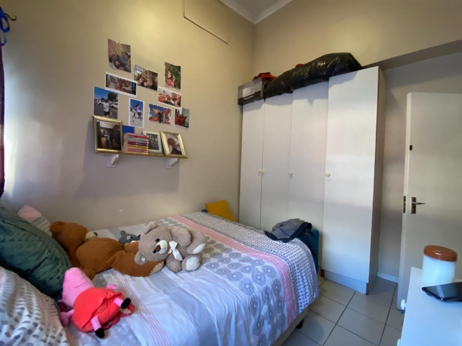 1 Bedroom Property for Sale in Wynberg Western Cape